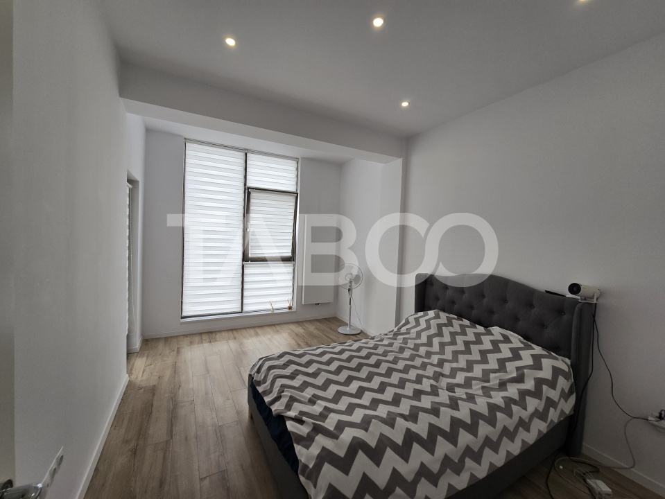 Apartament de vanzare 3 camere etaj intermediar 67 mpu Doamna Stanca