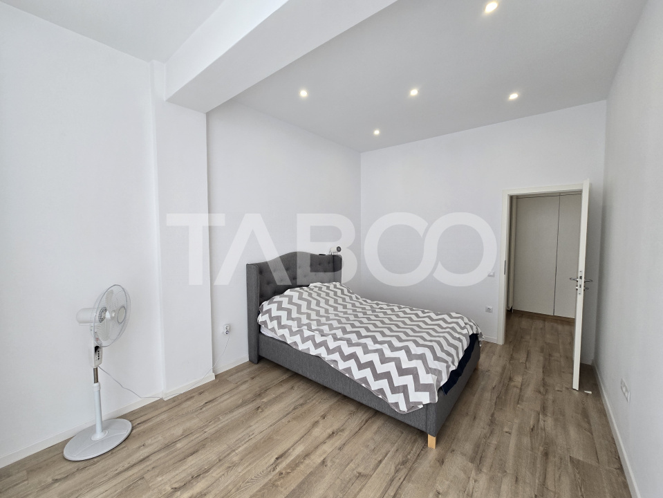 Apartament de vanzare 3 camere etaj intermediar 67 mpu Doamna Stanca