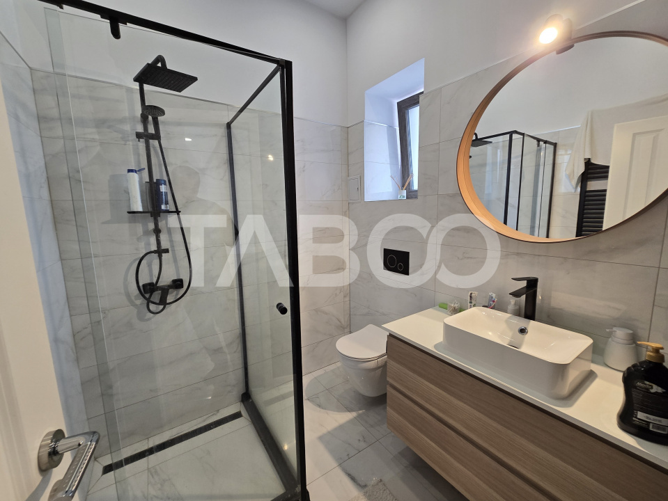 Apartament de vanzare 3 camere etaj intermediar 67 mpu Doamna Stanca