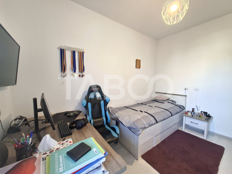 Apartament de vanzare 3 camere gradina 85mp 2 parcari Calea Surii Mici