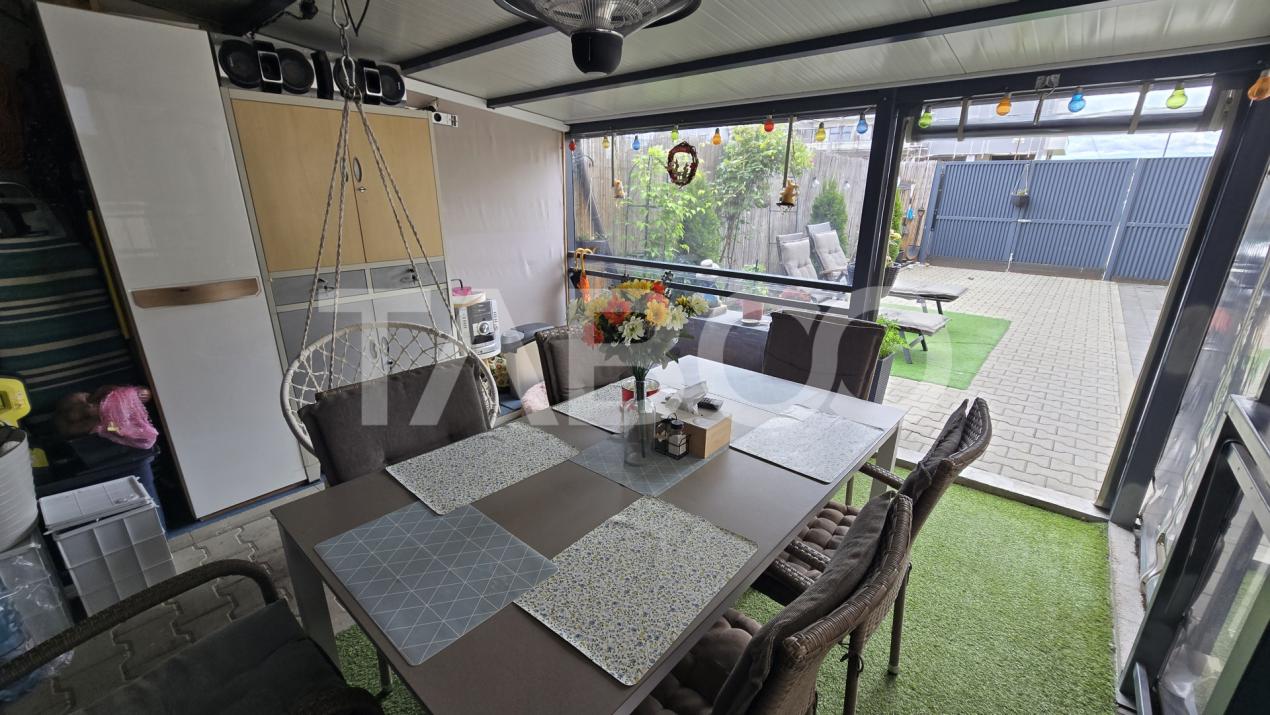 Apartament de vanzare 3 camere gradina si 2 parcari Calea Surii Mici