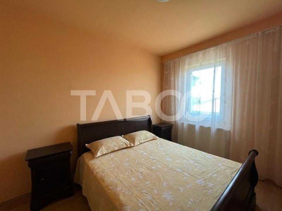 Apartament de vanzare 3 camere utilate mobilate in zona Terezian Sibiu
