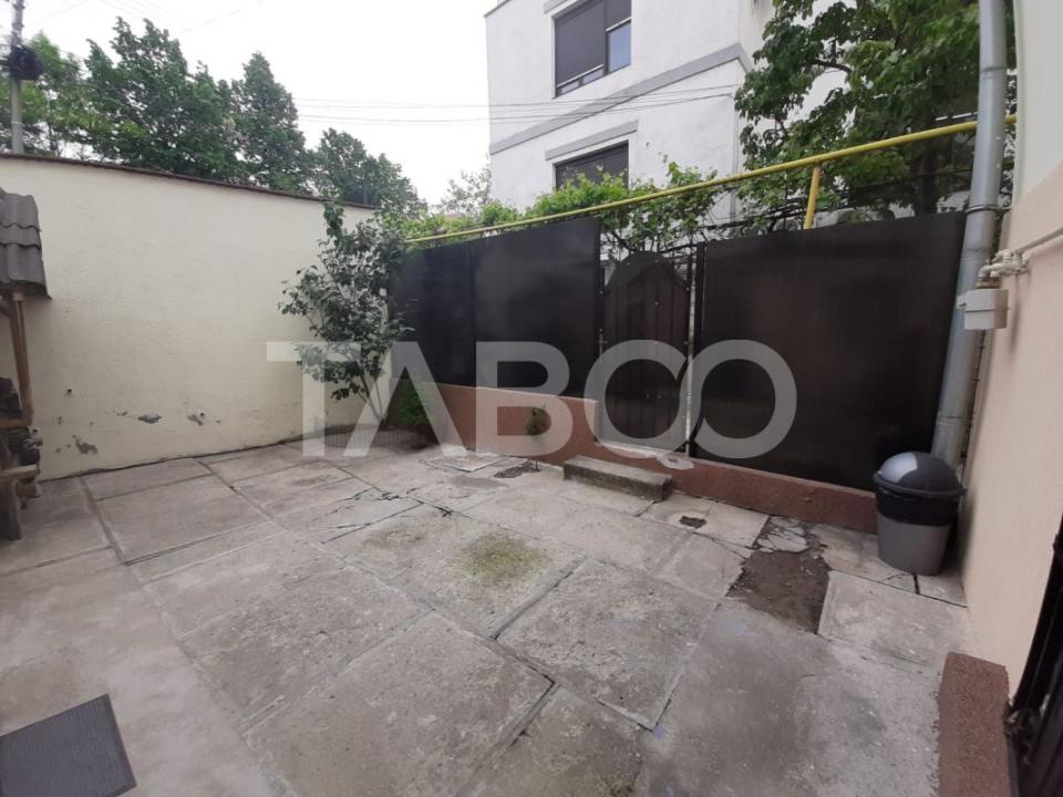 Apartament de vanzare 3 camere zona Bulevardului Corneliu Coposu
