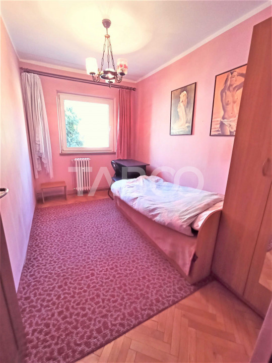 Apartament de vanzare 4 camere 75mp si 2 balcoane Mihai Viteazul Sibiu
