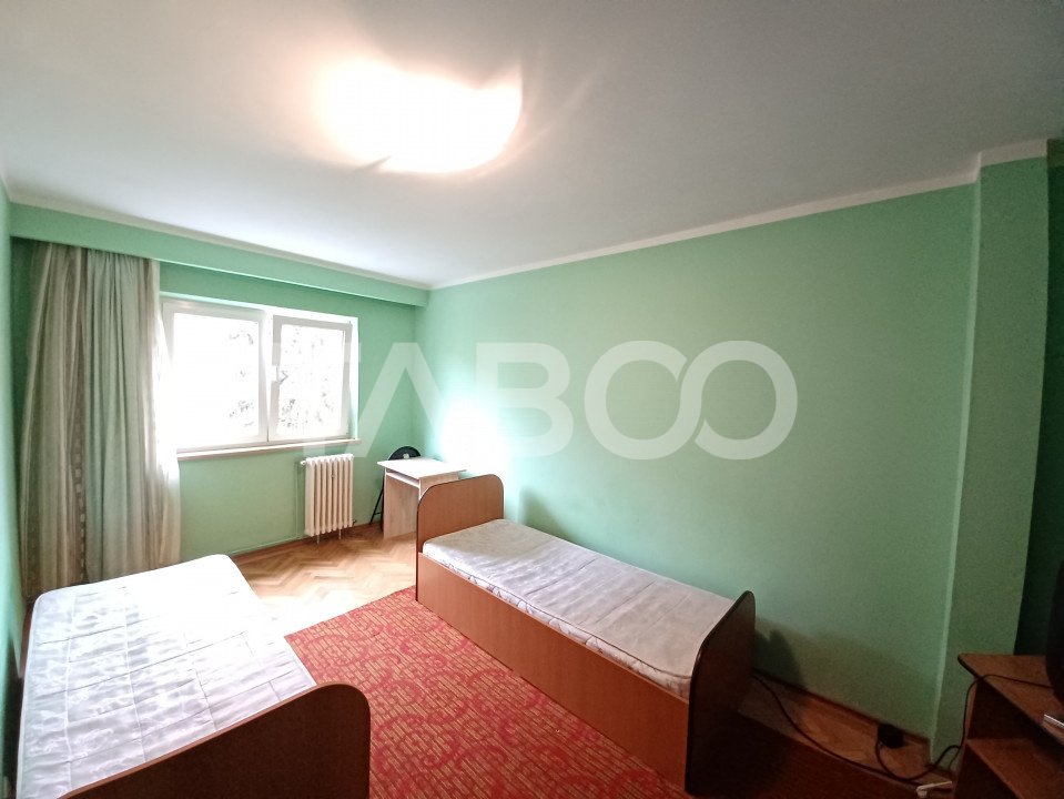 Apartament de vanzare 4 camere 75mp si 2 balcoane Mihai Viteazul Sibiu in Sibiu - Taberei
