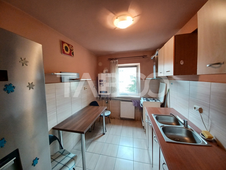 Apartament de vanzare 4 camere 75mp si 2 balcoane Mihai Viteazul Sibiu