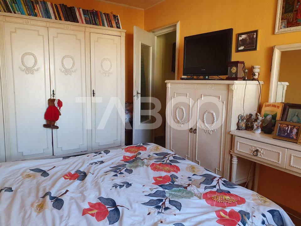 Apartament de vanzare 4 camere 86 mp utili zona Bulevardul Unirii