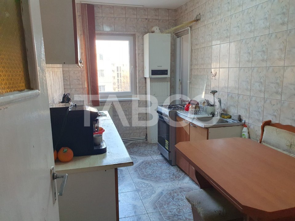 Apartament de vanzare 4 camere 86 mp utili zona Bulevardul Unirii