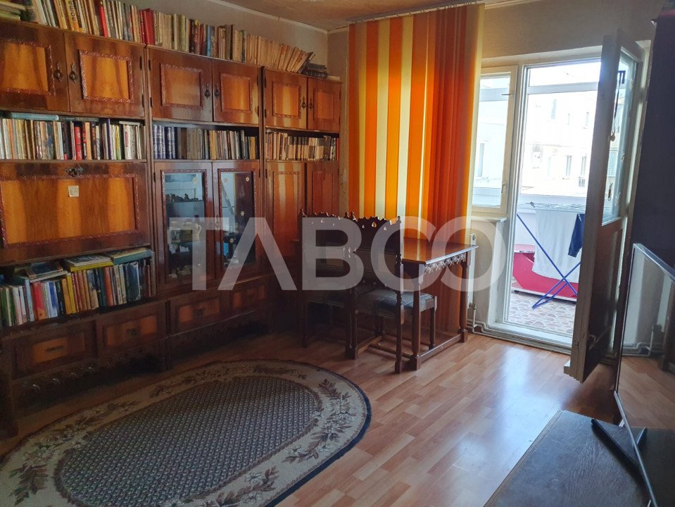 Apartament de vanzare 4 camere 86 mp utili zona Bulevardul Unirii
