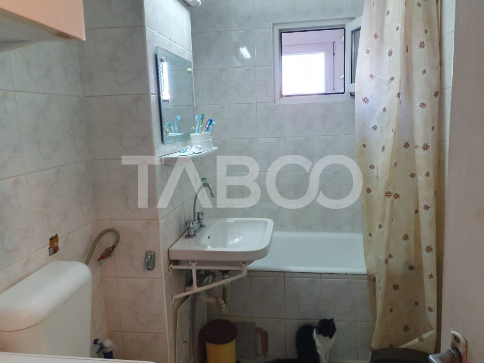 Apartament de vanzare 4 camere 86 mp utili zona Bulevardul Unirii