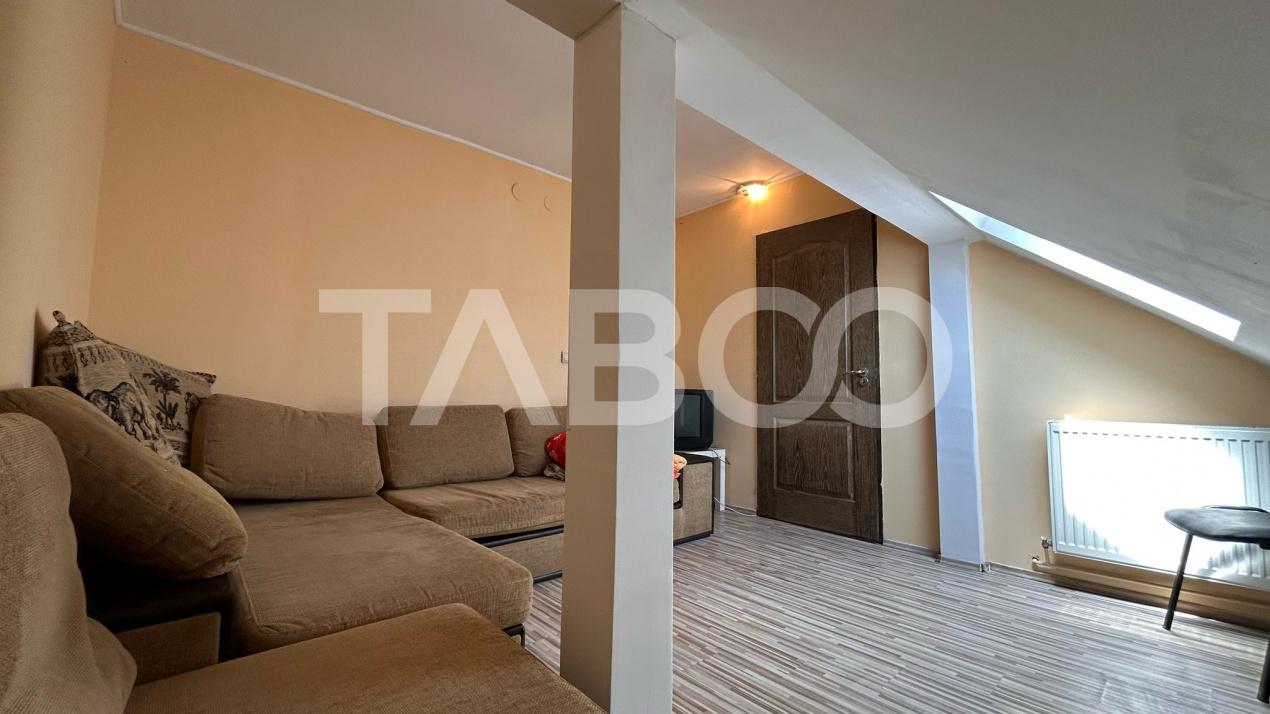 Apartament de vanzare 4 camere mobilat utilat si balcon Vasile Aaron 