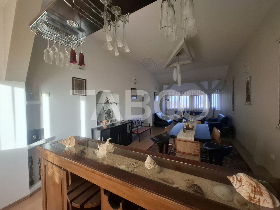 Apartament de vanzare 5 camere 138 mp utili zona Ciresica Sibiu