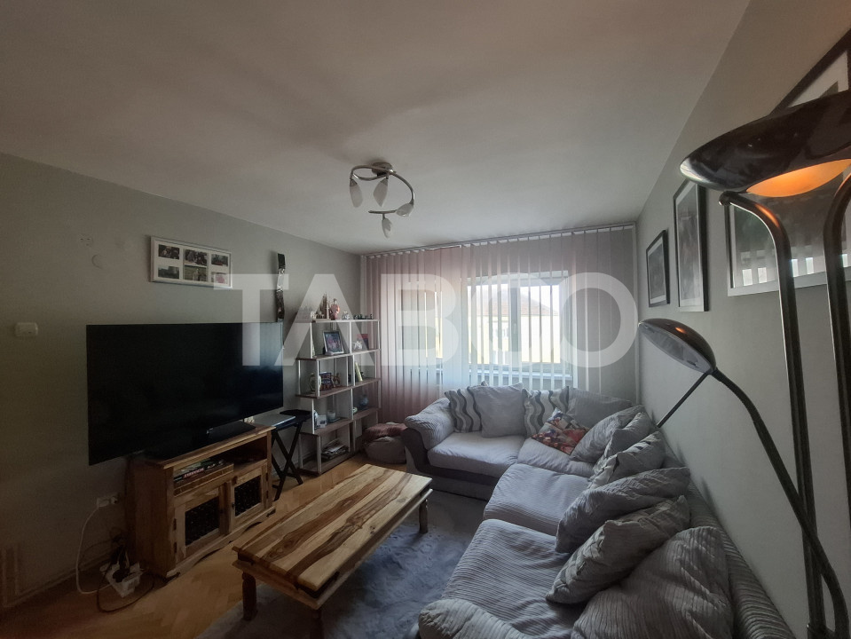 Apartament de vanzare 5 camere 138 mp utili zona Ciresica Sibiu
