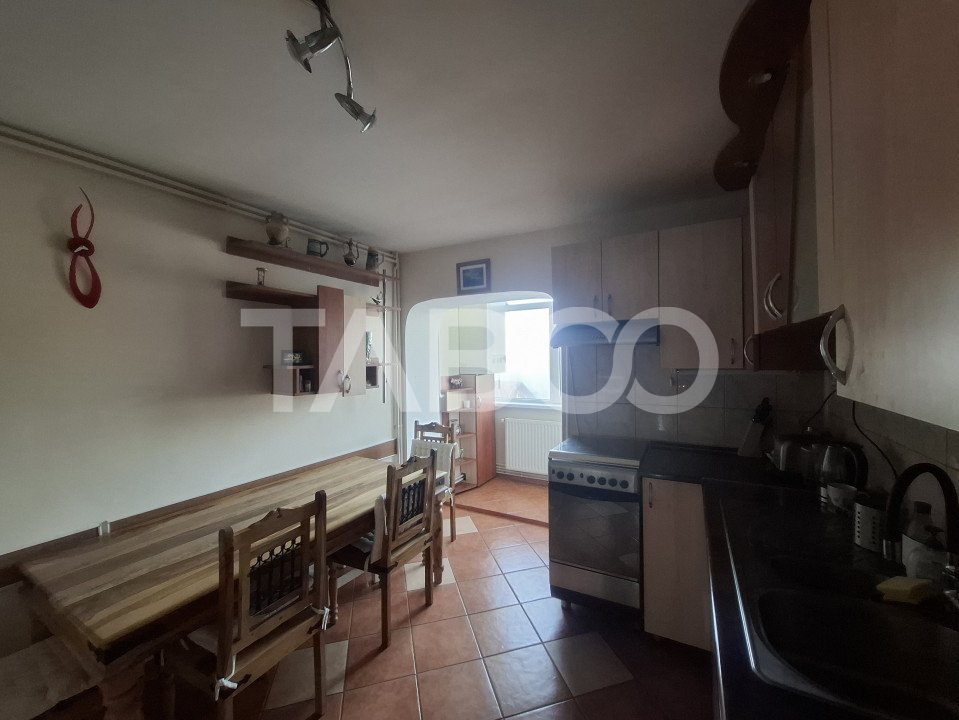 Apartament de vanzare 5 camere 138 mp utili zona Siretului Sibiu