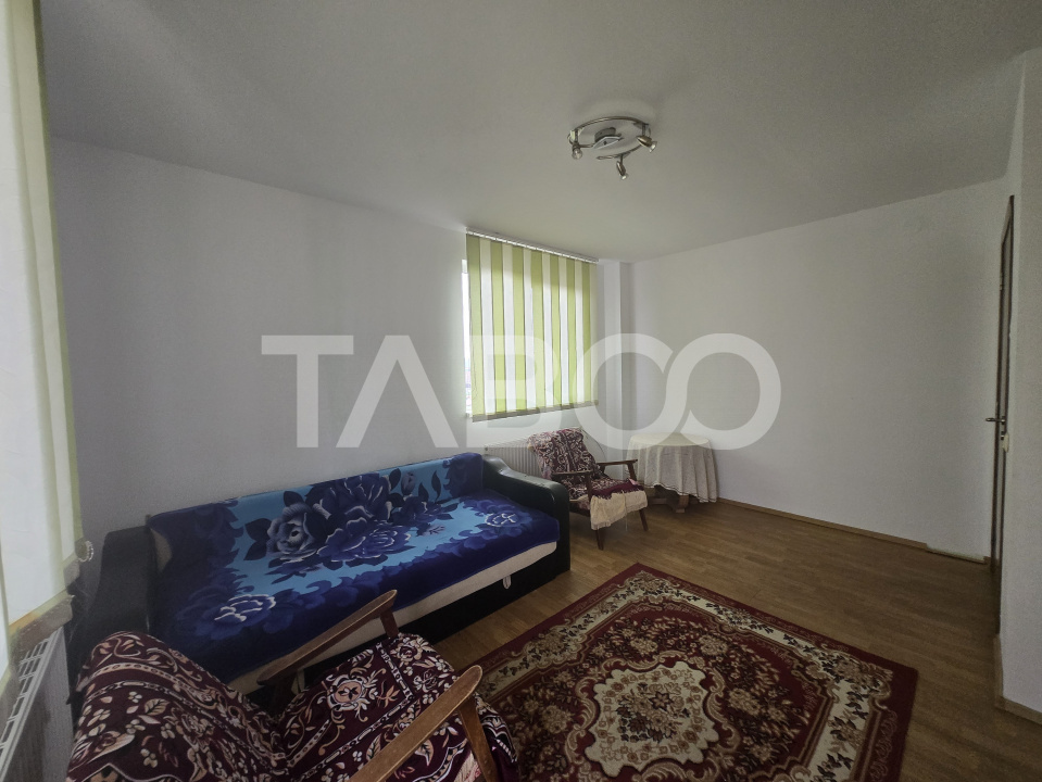 Apartament de vanzare 51mpu 3 camere zona Mihai Viteazul Sibiu