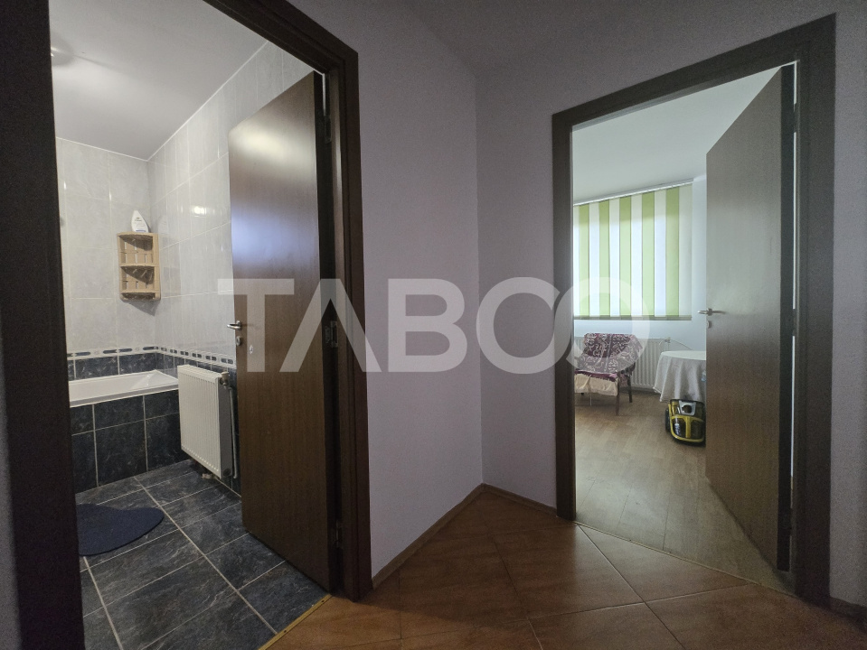 Apartament de vanzare 51mpu 3 camere zona Mihai Viteazul Sibiu
