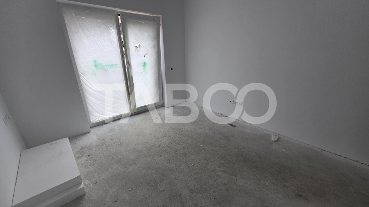 Apartament de vanzare 56 mp 2 camere decomandate parcare Doamna Stanca
