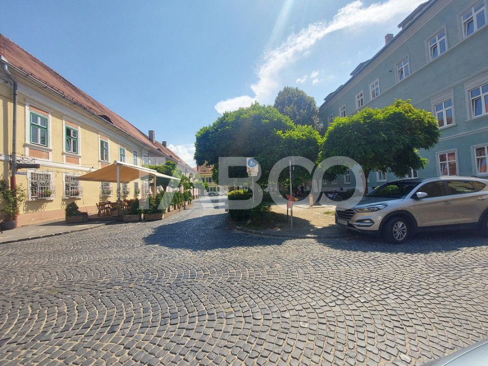 Apartament de vanzare 68 mpu 2 camere pivnita Centrul Istoric Sibiu in Sibiu - Timotei Popovici