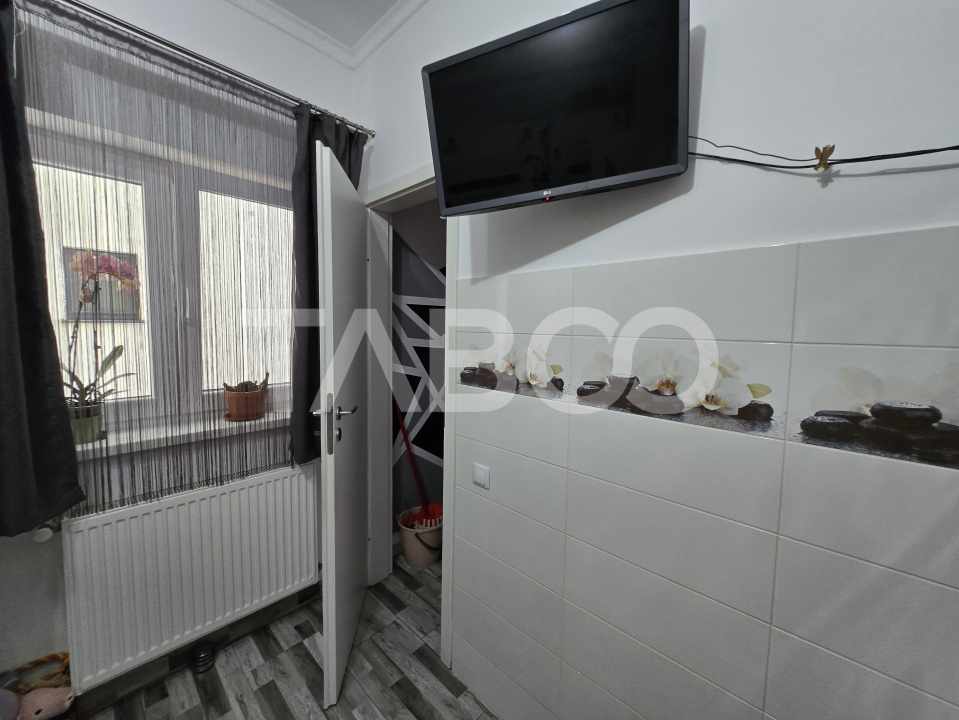 Apartament de vanzare 69mp 3 camere decomandat zona Tineretului Sibiu