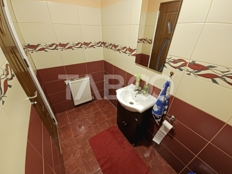 Apartament de vanzare 73mp 2 camere 2 bai si terasa in zona Terezian