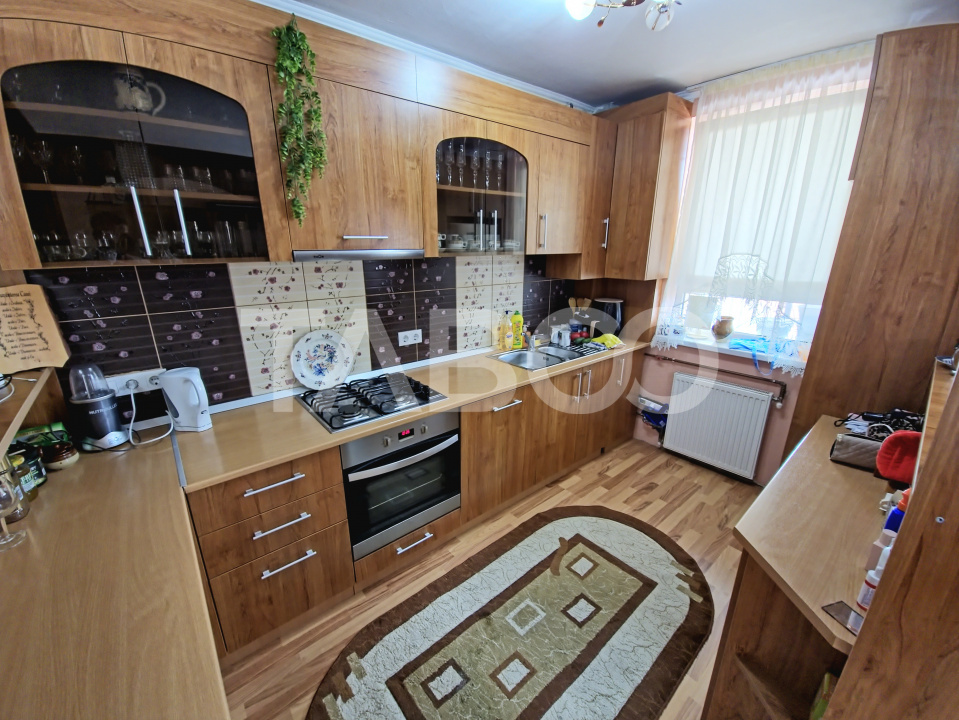 Apartament de vanzare 73mp 2 camere decomandat in zona Terezian in Sibiu - Rusciorului