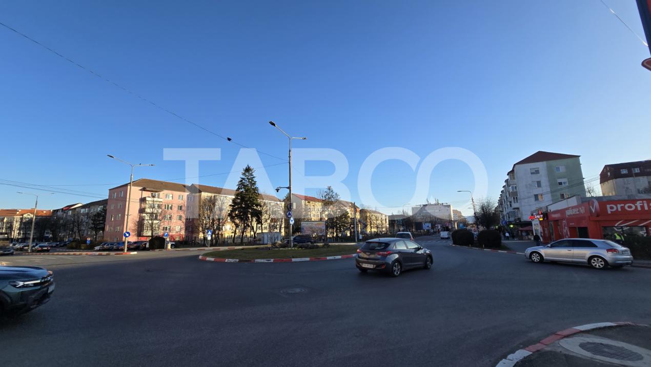 Apartament de vanzare 73mpu 3 camere etaj intermediar in bloc cu lift in Sibiu - Lunga