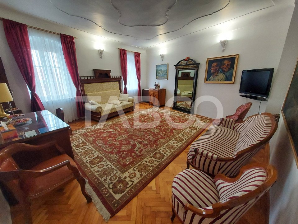 Apartament de vanzare 77 mpu 3 camere pivnita anexa Centrul Istoric in Sibiu - Tribunei