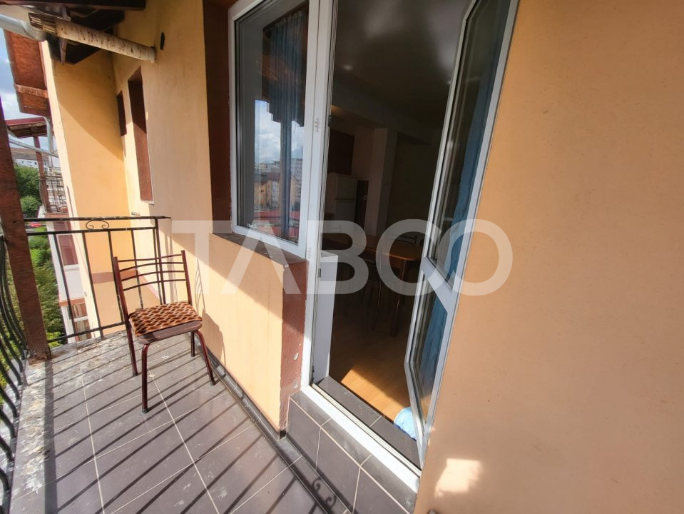 Apartament de vanzare 84 mp 4 camere pe 2 etaje zona Rahovei Sibiu