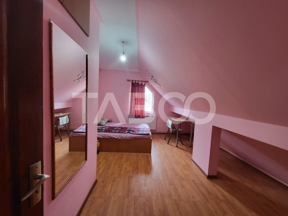 Apartament de vanzare 84 mp 4 camere pe 2 etaje zona Rahovei Sibiu