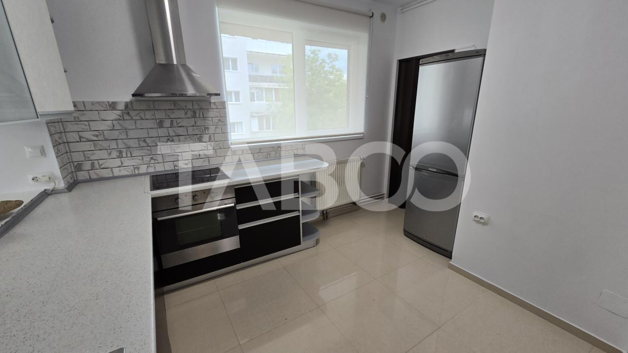 Apartament de vanzare 93mp 3 camere 2 bai etaj intermediar Rahovei