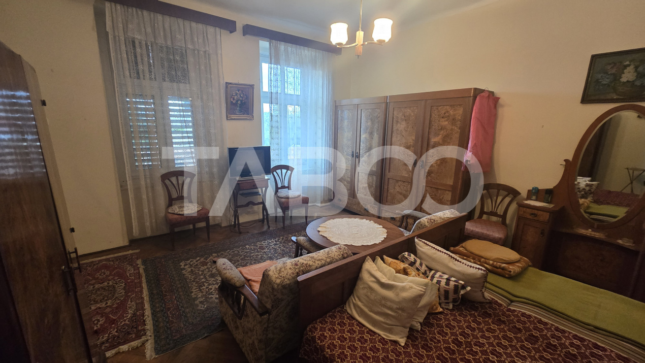 Apartament de vanzare B-dul Victoriei 75mp 2 camere decomandate