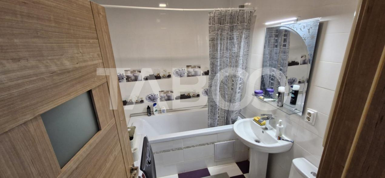 Apartament de vanzare Brana Selimbar– 3 camere balcon mare parcare