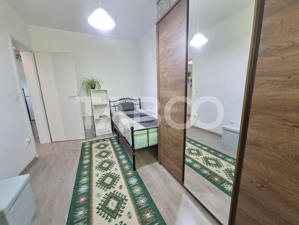 Apartament de vanzare Calea Surii Mici 3 camere balcon loc de parcare