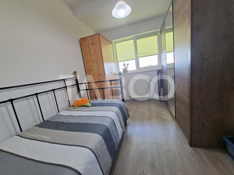 Apartament de vanzare Calea Surii Mici 3 camere balcon loc de parcare