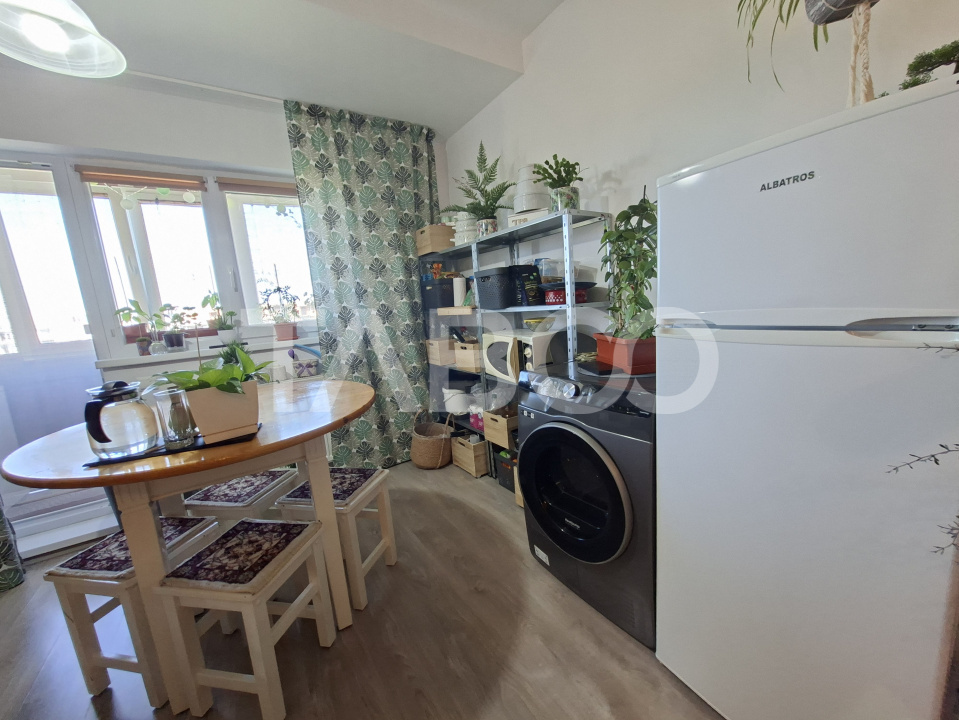 Apartament de vanzare Calea Surii Mici 3 camere balcon loc de parcare