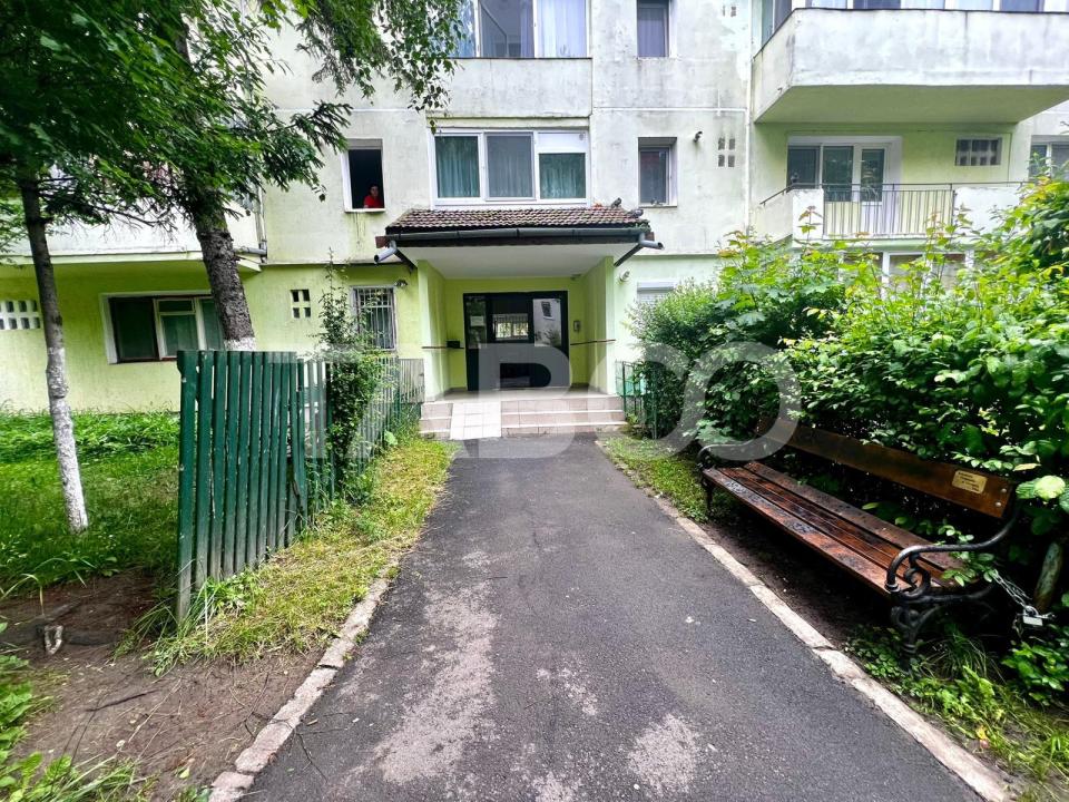 Apartament de vanzare cu 2 camere semidecomandat modern zona Rahovei