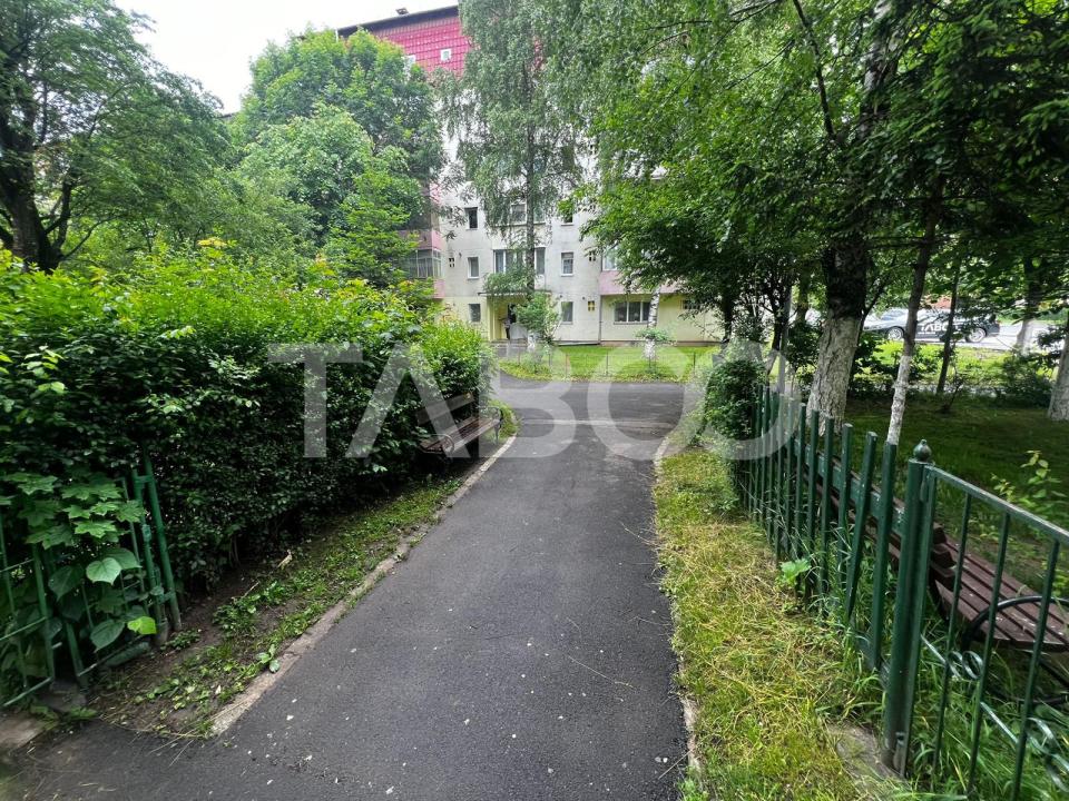 Apartament de vanzare cu 2 camere semidecomandat modern zona Rahovei