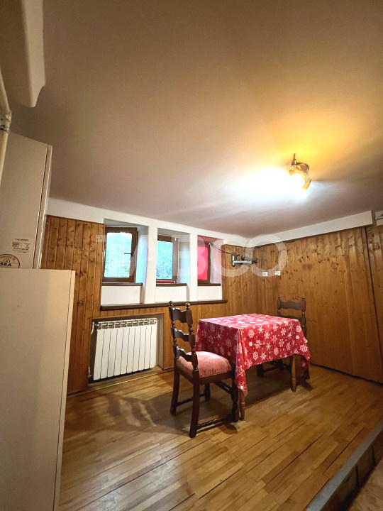 Apartament de vanzare cu 3 camere 111 mpu zona Central din Sibiu