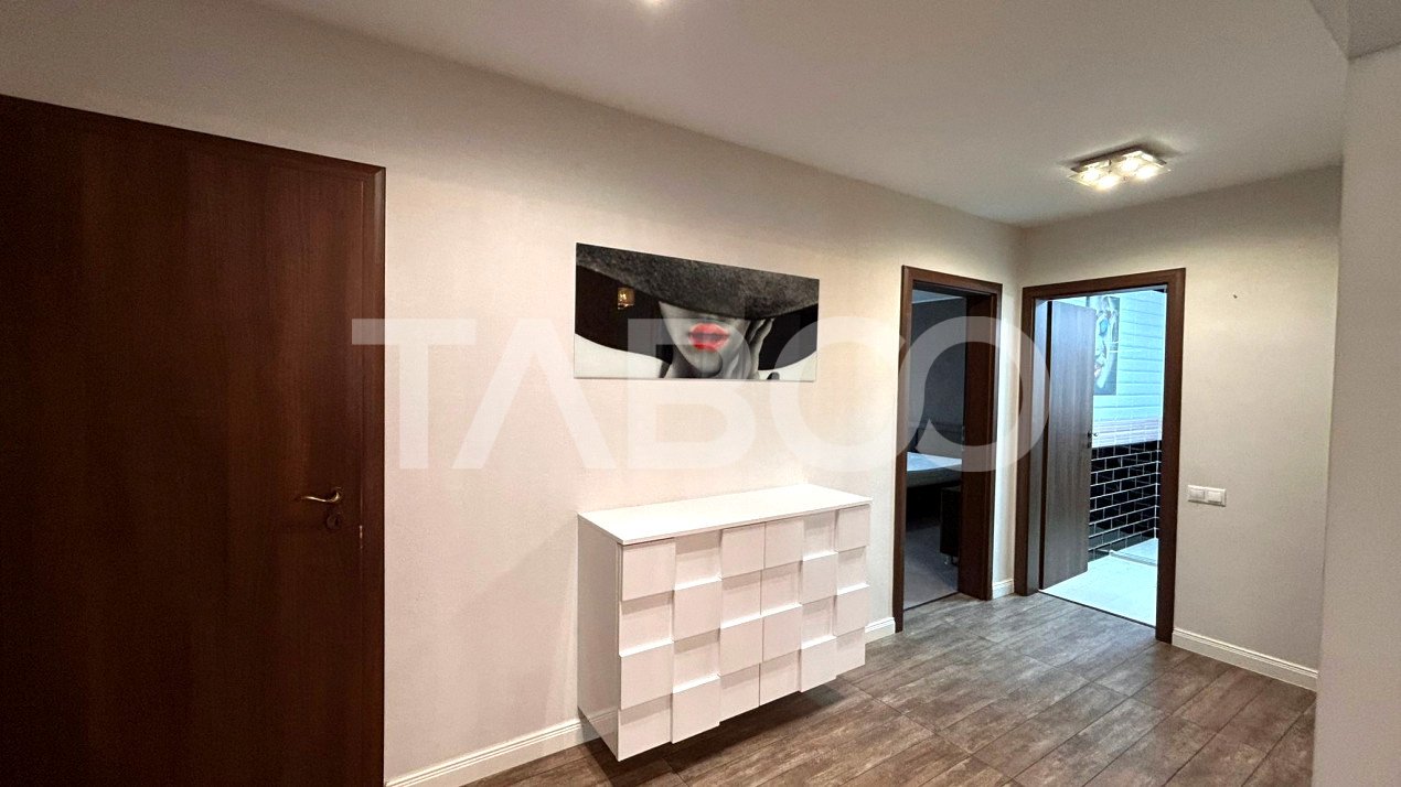 Apartament de vanzare cu 3 camere 2 bai balcon loc de parcare in Sibiu