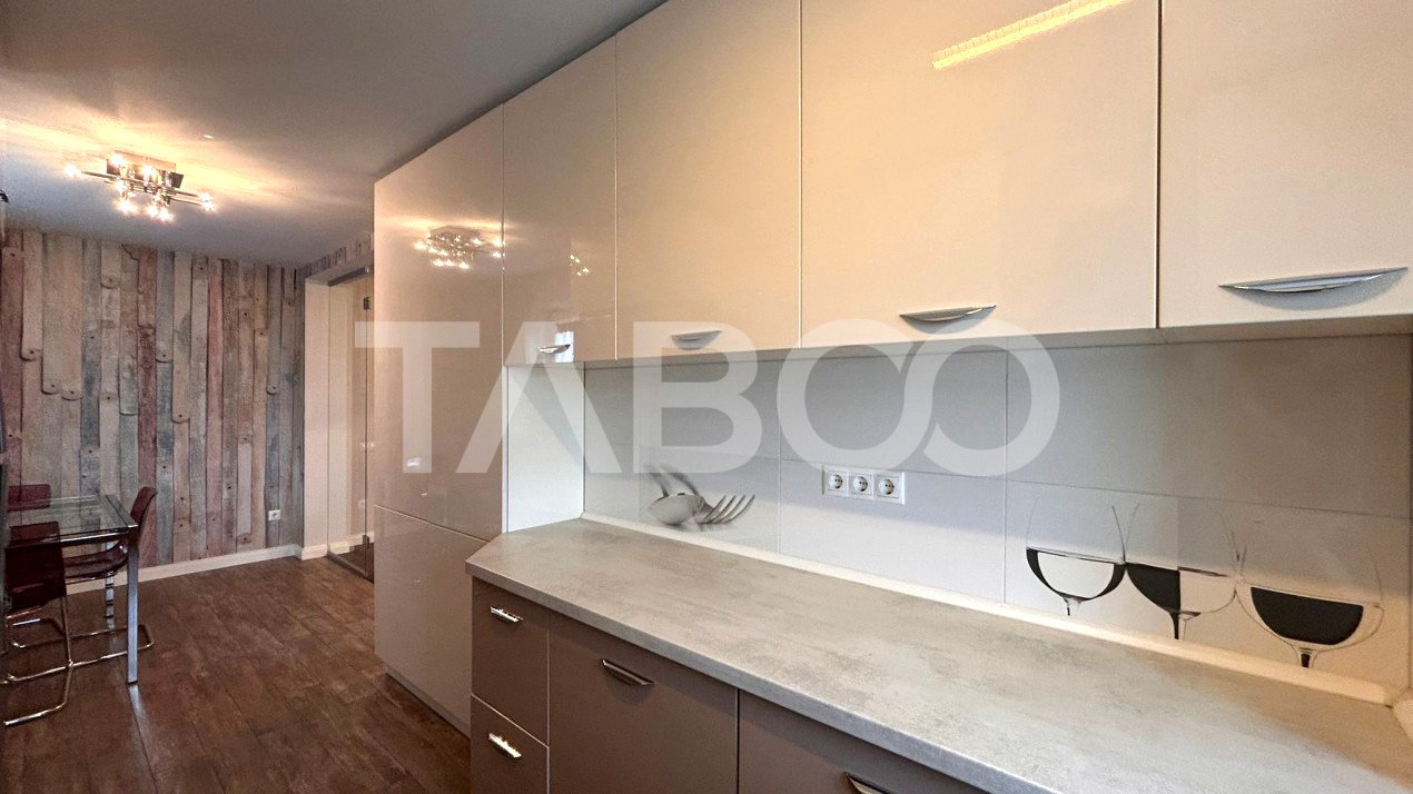 Apartament de vanzare cu 3 camere 2 bai balcon loc de parcare in Sibiu