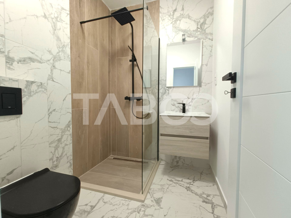 Apartament de vanzare cu 3 camere 2 bai si 2 balcoane in Sibiu