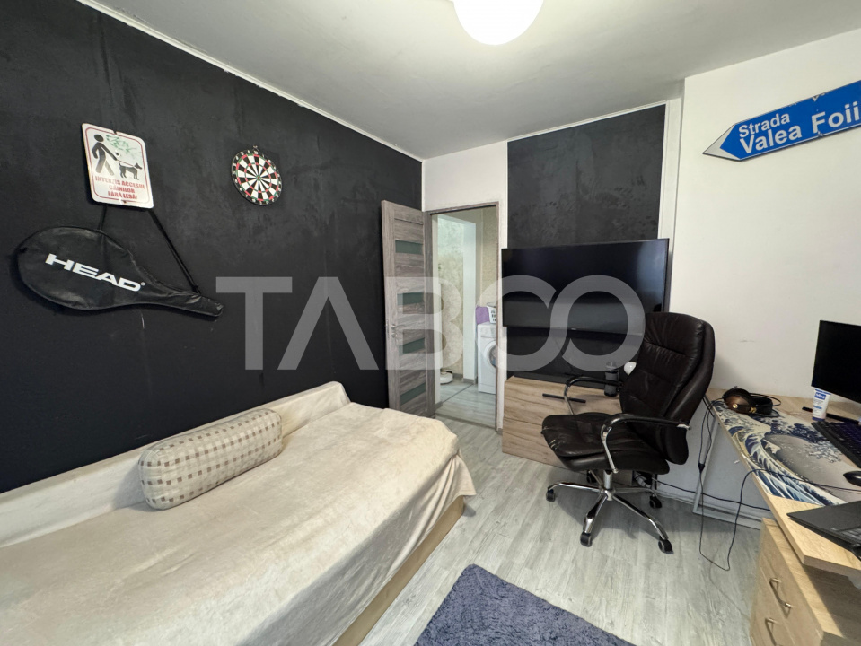 Apartament de vanzare cu 3 camere la etaj intermediar 2 cu pivnita