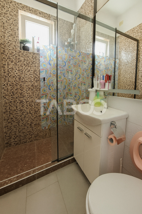 Apartament de vanzare cu 3 camere la etajul 1 mobilat utilat complet
