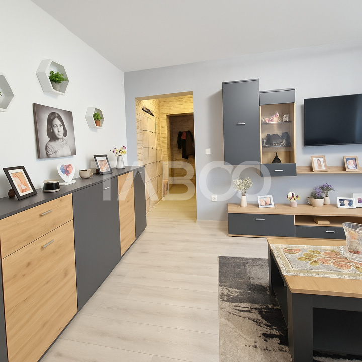 Apartament de vanzare cu 3 camere la etajul 1 mobilat utilat complet