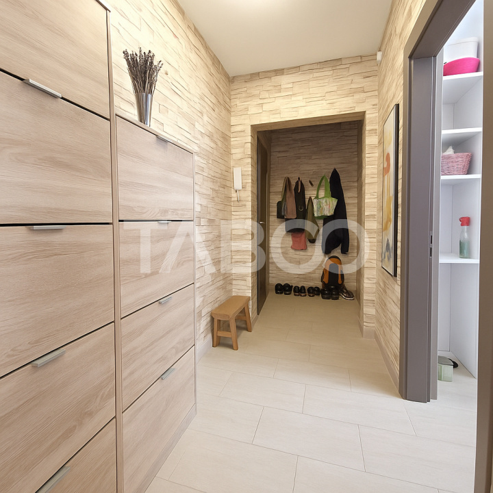 Apartament de vanzare cu 3 camere la etajul 1 mobilat utilat complet