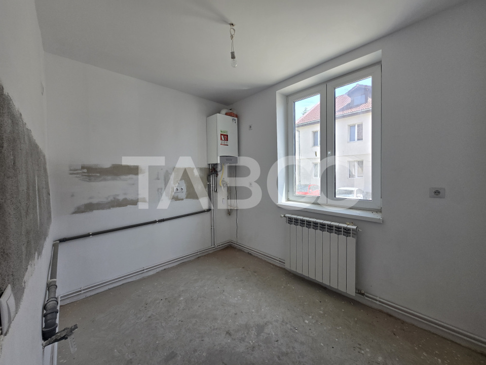 Apartament de vanzare decomandat 48mp 2 camere zona Turnisor Sibiu