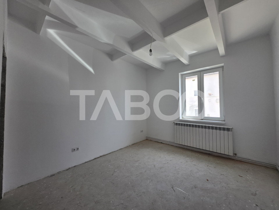 Apartament de vanzare decomandat 48mp 2 camere zona Turnisor Sibiu