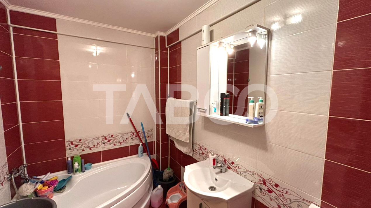 Apartament de vanzare loc de parcare 2 camere si balcon in Sibiu