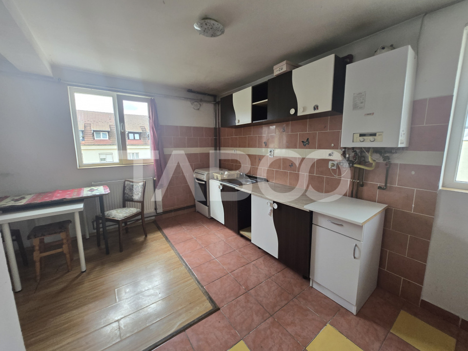 Apartament de vanzare pe 2 nivele 51mp zona Vasile Aaron Sibiu