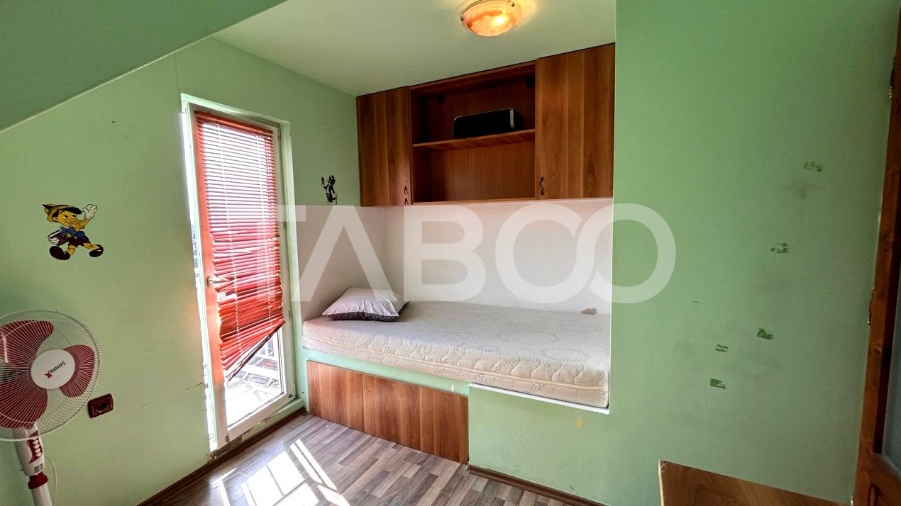 Apartament de vanzare Terezian 63 mpu 3 camere 2 balcoane 2 bai 